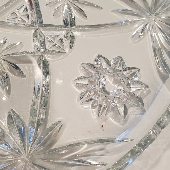 Vintage Anchor Hocking 13 in Serving Platter/ Cake Plate - Picture 3 of 4